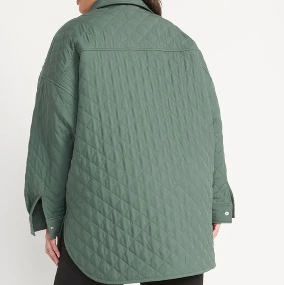 🆕️NWT Old Navy StretchTech Oversized Quilted Shacket - Picture 5 of 16